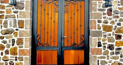 Trocadero Luxury Suites