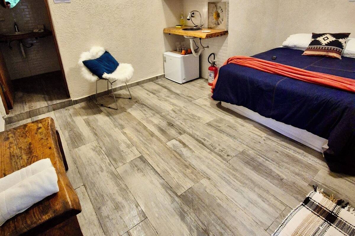 Habitación doble romántica | 1 habitación, ropa de cama hipoalergénica, insonorización y wifi gratis