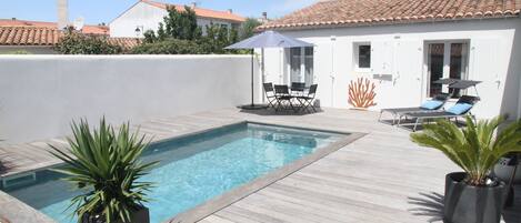 Piscine extérieure, piscine chauffée