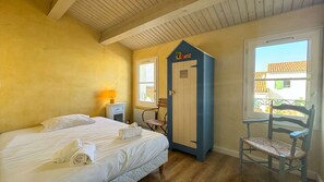 4 bedrooms, free WiFi