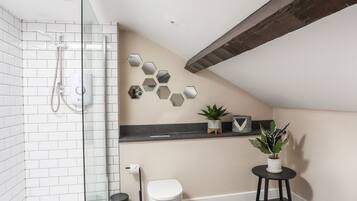 Cottage | 1 bedroom, individually decorated, individually furnished, free WiFi