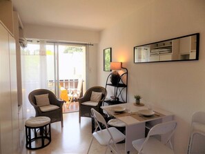 Dining - Saint Georges de Didonne - STUDIO VERY NICE - near beach and center - (ST GEORGES DE DIDONNE)