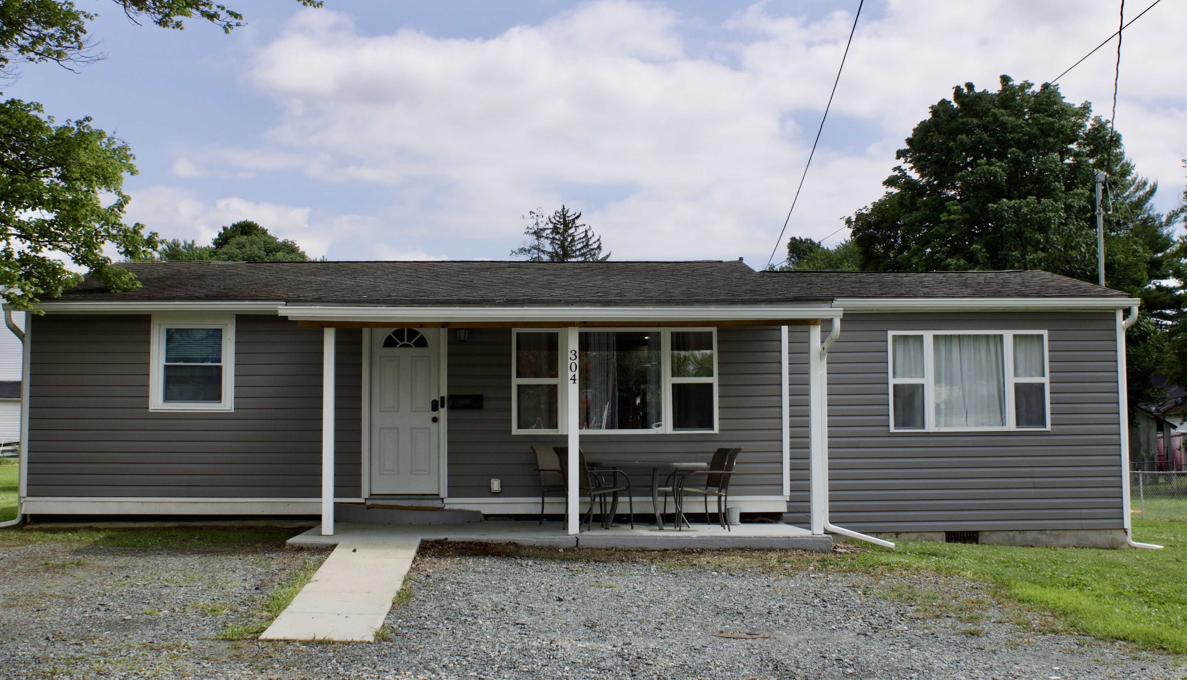 Cozy home, close to town & perfect for a family
