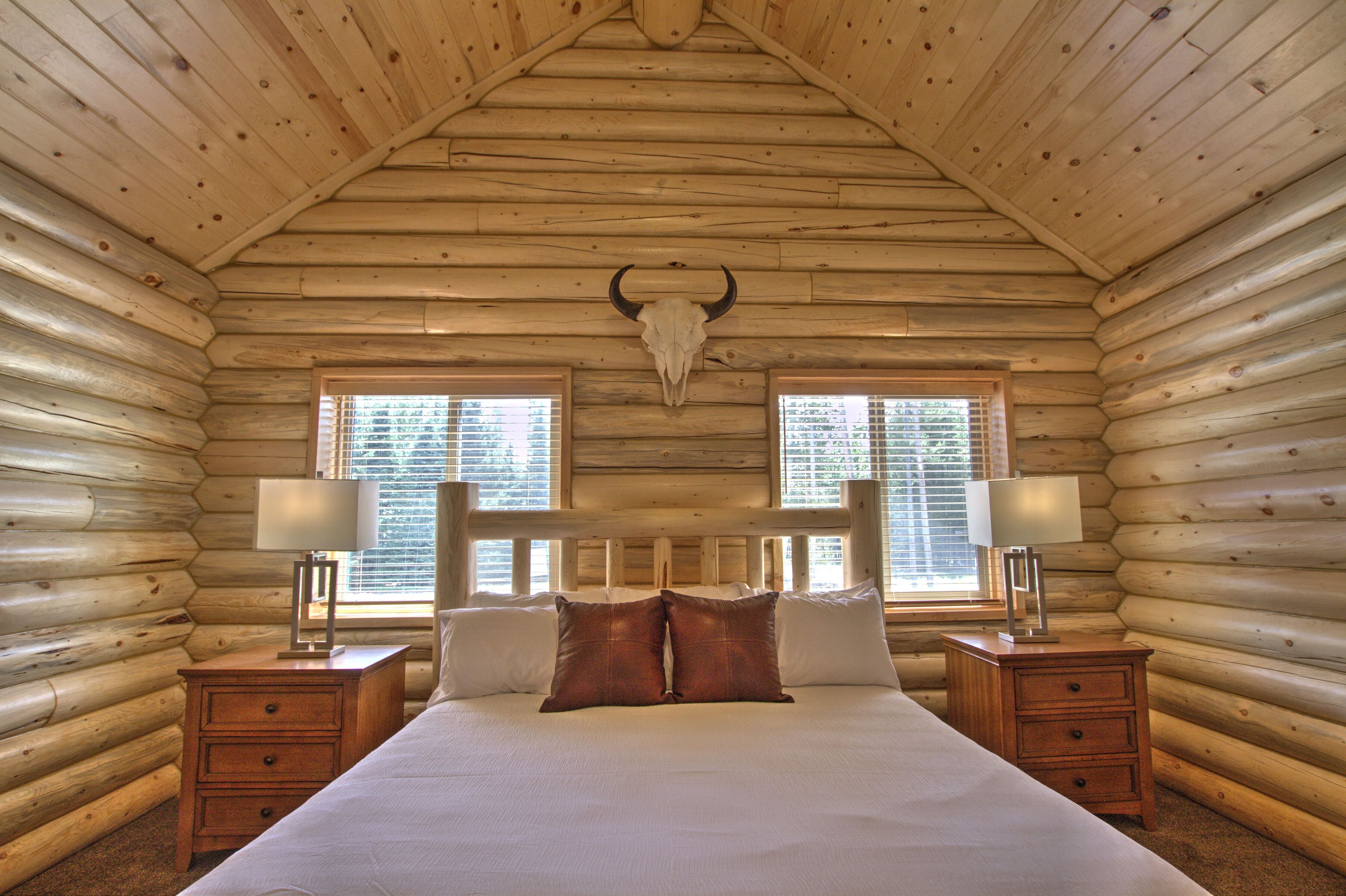 4 slaapkamers, een strijkplank/strijkijzer, reisbedje, wifi