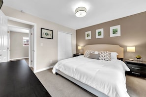 3 bedrooms, iron/ironing board, travel crib, free WiFi
