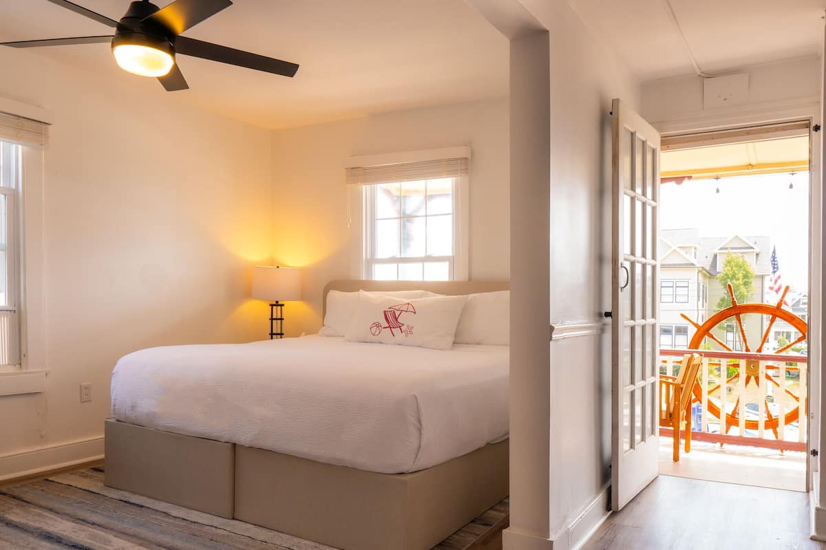 Room #3, 1 King Bed and 1 Queen Bed with Balcony