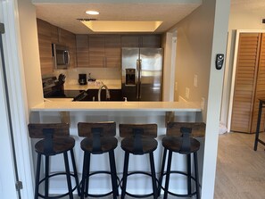 Mikrowelle, Ofen, Herdplatte, Geschirrspüler