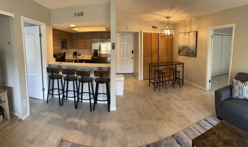 BEAUTIFUL & SPACIOUS 2BR/2BA BEACH CONDO