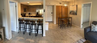 BEAUTIFUL & SPACIOUS 2BR/2BA BEACH CONDO