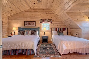 4 多间卧室、办公桌、熨斗/熨衣板、旅行婴儿床