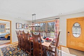 Dining - Assembly Point house (Lake George)