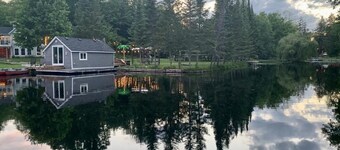 Enchanting three bedroom river front cottage