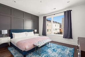3 chambres, fer et planche à repasser, lit parapluie, Wi-Fi gratuit
