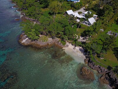 Stunning bungalows on the Ocean