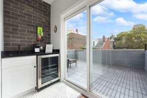Interior - Entire Home • Lux Master • Terraces • 4 Car (Pittsburgh)