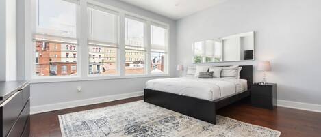 3 bedrooms, desk, free WiFi, bed sheets