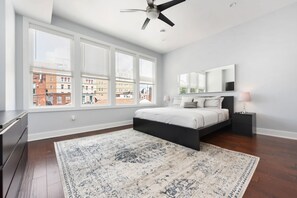 3 bedrooms, desk, free WiFi, bed sheets