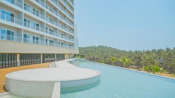 Indoor pool, seasonal outdoor pool, pool cabanas (surcharge)