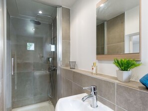 Towels - Lovely apartment for 2 people with pool, WIFI, TV and patio (Cagnes-sur-mer)