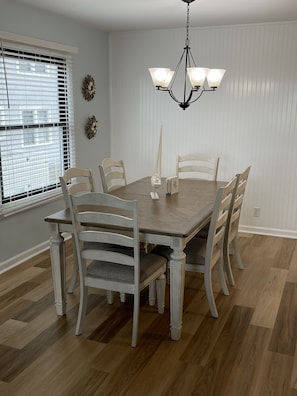 Dining - Beach front, first story, newly renovated end unit with ideal location. (North Myrtle Beach)