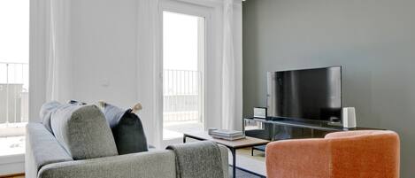 TV, stereo
