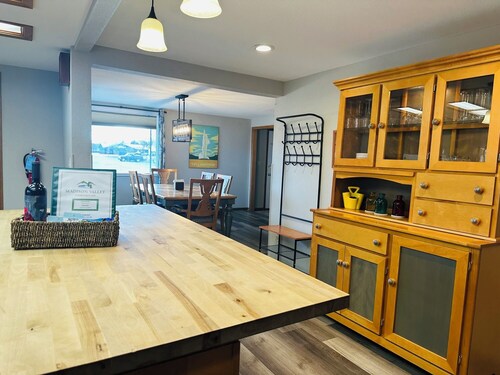 Spacious Ennis Home – Walk to Town, River & Local Attractions