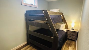 6 chambres, fer et planche Ă repasser, Wi-Fi, draps fournis