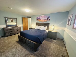 6 Schlafzimmer, Bügeleisen/Bügelbrett, WLAN, Bettwäsche