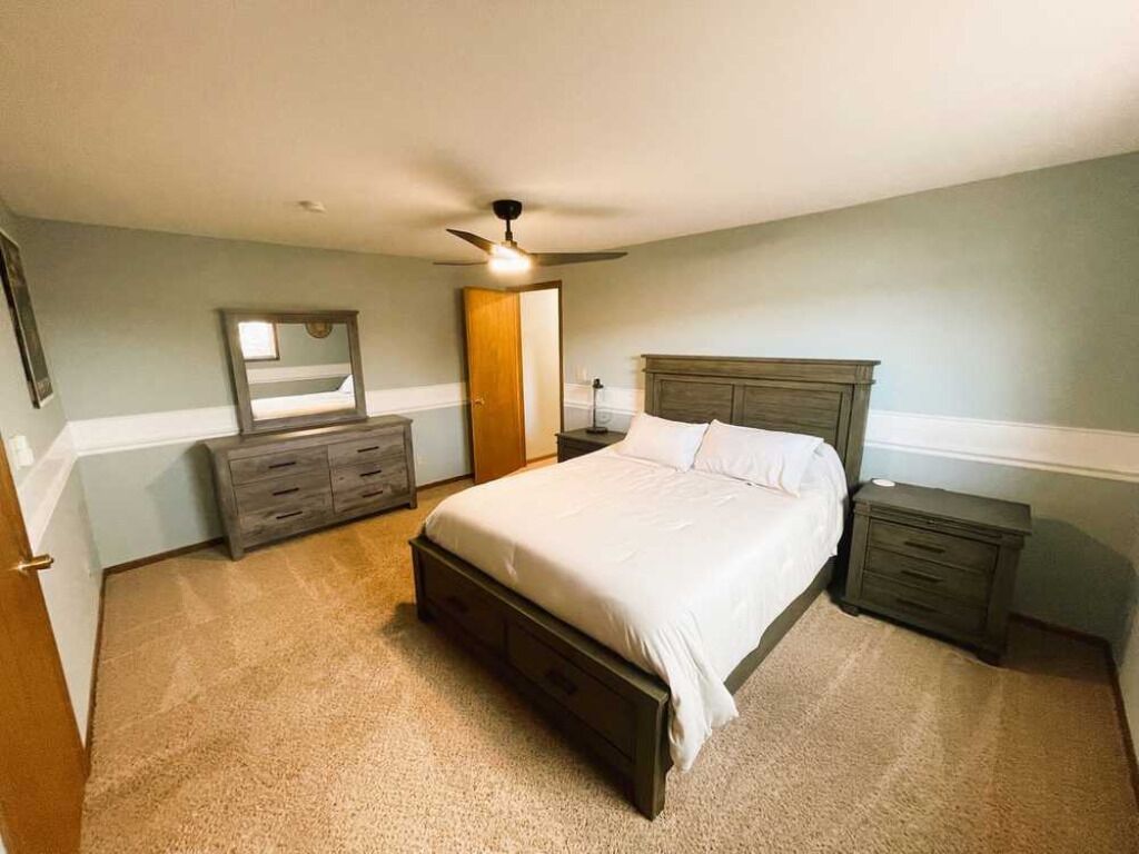 6 Schlafzimmer, Bügeleisen/Bügelbrett, WLAN, Bettwäsche