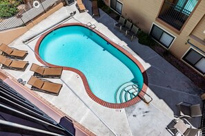 Outdoor pool - Cute Condo, GREAT central location! (Park City)