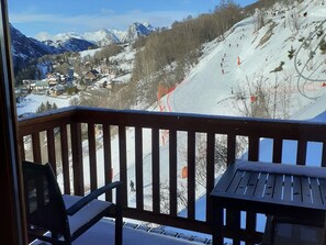 Property grounds - Charming 2-room apartment for 4 with balcony in Valloire (Valloire)
