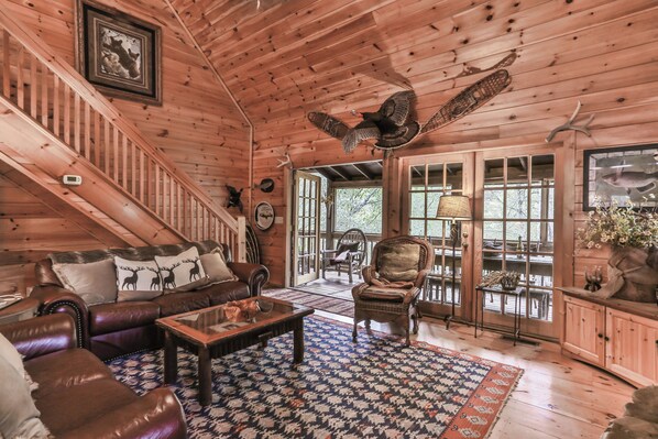 Fireplace, DVD player