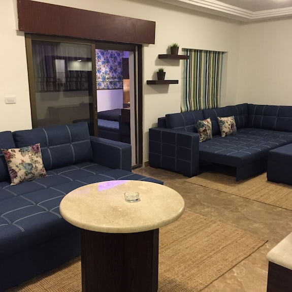 Le Lit Queen De Luxe Royal Superior - Amman