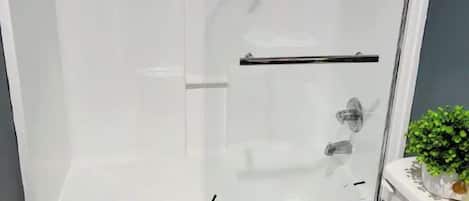 Bathtub