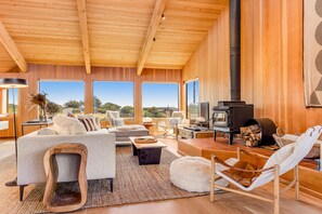 テレビ、DVD プレーヤー、書庫、ビデオライブラリ