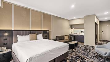 Luxury Suite, 1 King Bed