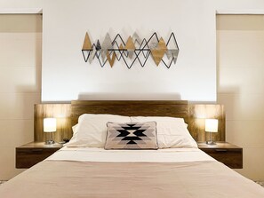1 habitación, tabla de planchar con plancha, wifi gratis y ropa de cama 