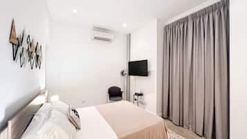 1 bedroom, iron/ironing board, free WiFi, bed sheets