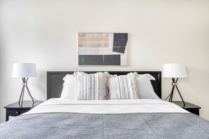 1 chambre, fer et planche à repasser, Wi-Fi, draps fournis