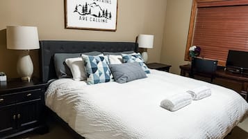 4 chambres, bureau, fer et planche à repasser, Wi-Fi gratuit