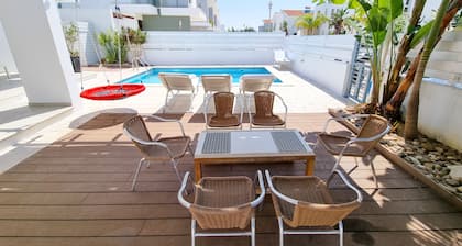 Private Pool Villa Next to the Beach