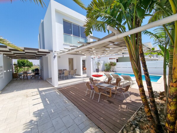 Front of property - Private Pool Villa Next to the Beach (Pervolia)