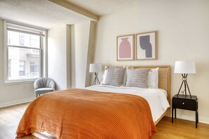 1 habitación, tabla de planchar con plancha, wifi y ropa de cama