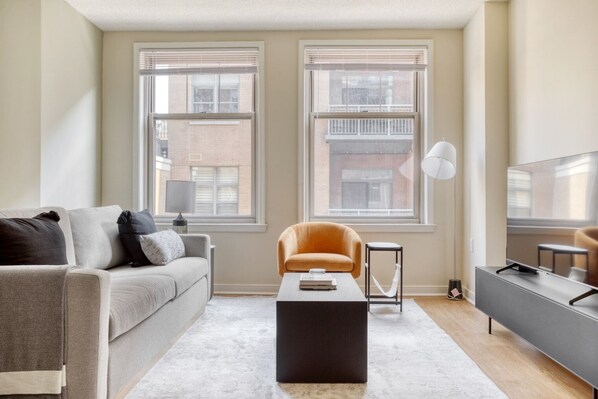 Televisión, estéreo