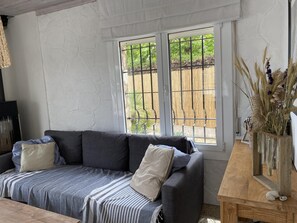 Living area - Magnificent house with private pool (Sant Martí d'Empúries)