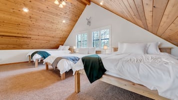 4 bedrooms, desk, iron/ironing board, travel crib
