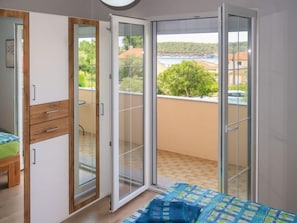 3 bedrooms, WiFi - Apartment Mira by Interhome (Rab/Barbat)