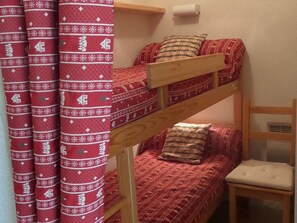 1 bedroom