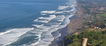 Bukit Shoka Top View Camp