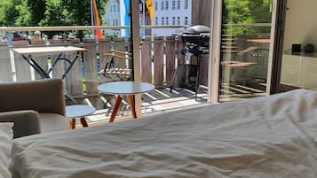 1 chambre, fer et planche Ă repasser, Wi-Fi, draps fournis